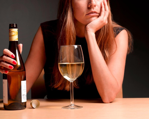 Анонимное лечение женского алкоголизма в Данилове